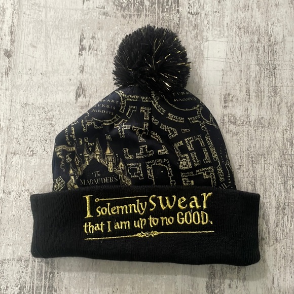 Harry Potter Beanie - Picture 1 of 4